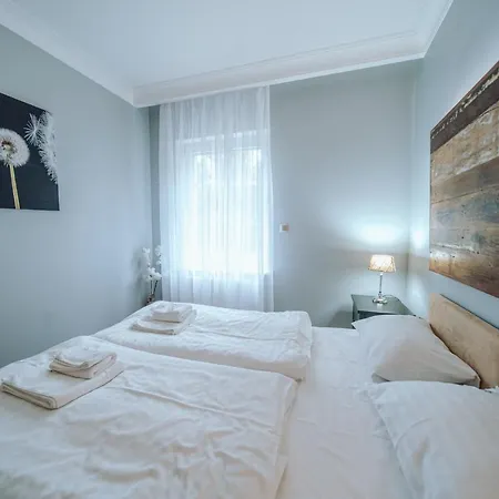 Dolina Wikingów Urnes 02 *