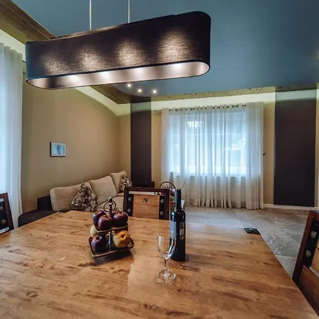 Dolina Wikingow Urnes 02 * Szklarska Poręba